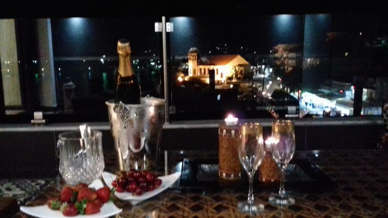 Pela Veranda Exquisite Suites 네오스마르마라스 외부 사진