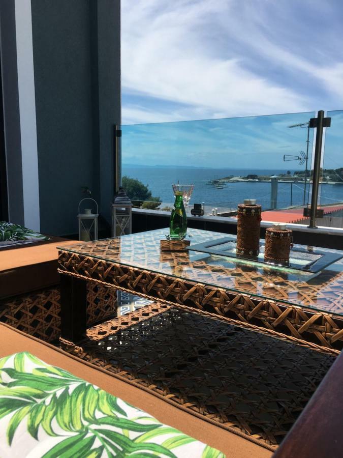 Pela Veranda Exquisite Suites 네오스마르마라스 외부 사진