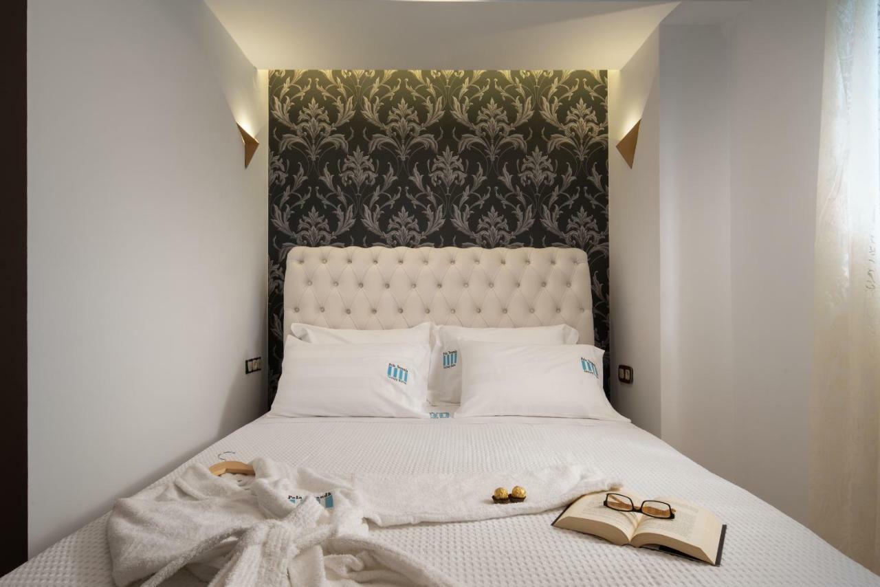 Pela Veranda Exquisite Suites 네오스마르마라스 외부 사진