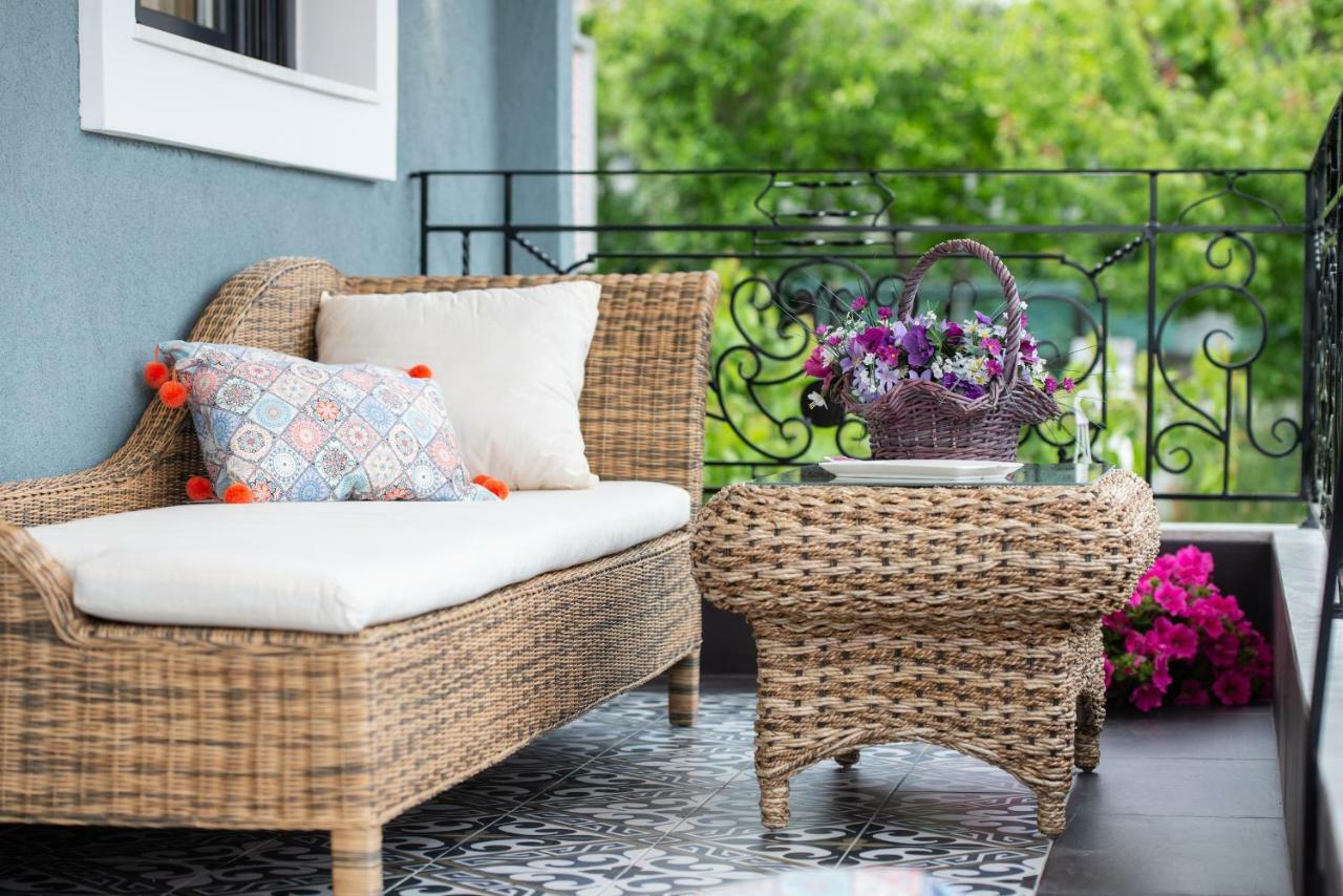Pela Veranda Exquisite Suites 네오스마르마라스 외부 사진